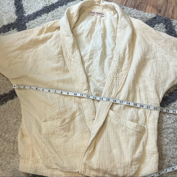 Free People Weekend Dolman textured oversized button front blazer - Picture 9 of 14